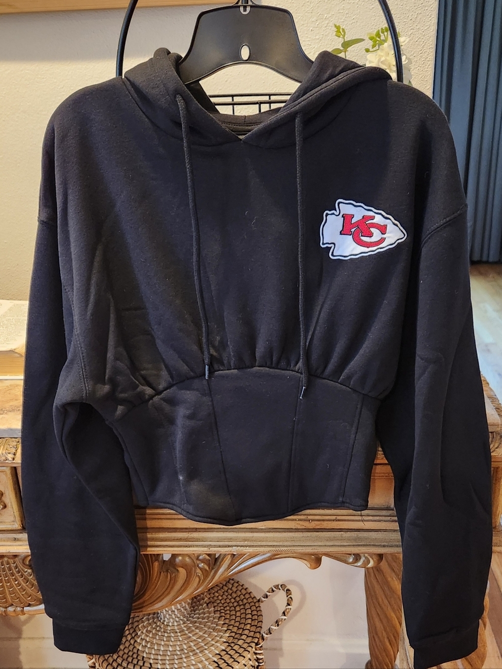 NFL Team Apparel KC Chiefs Black Cropped Corset Hoodie Small